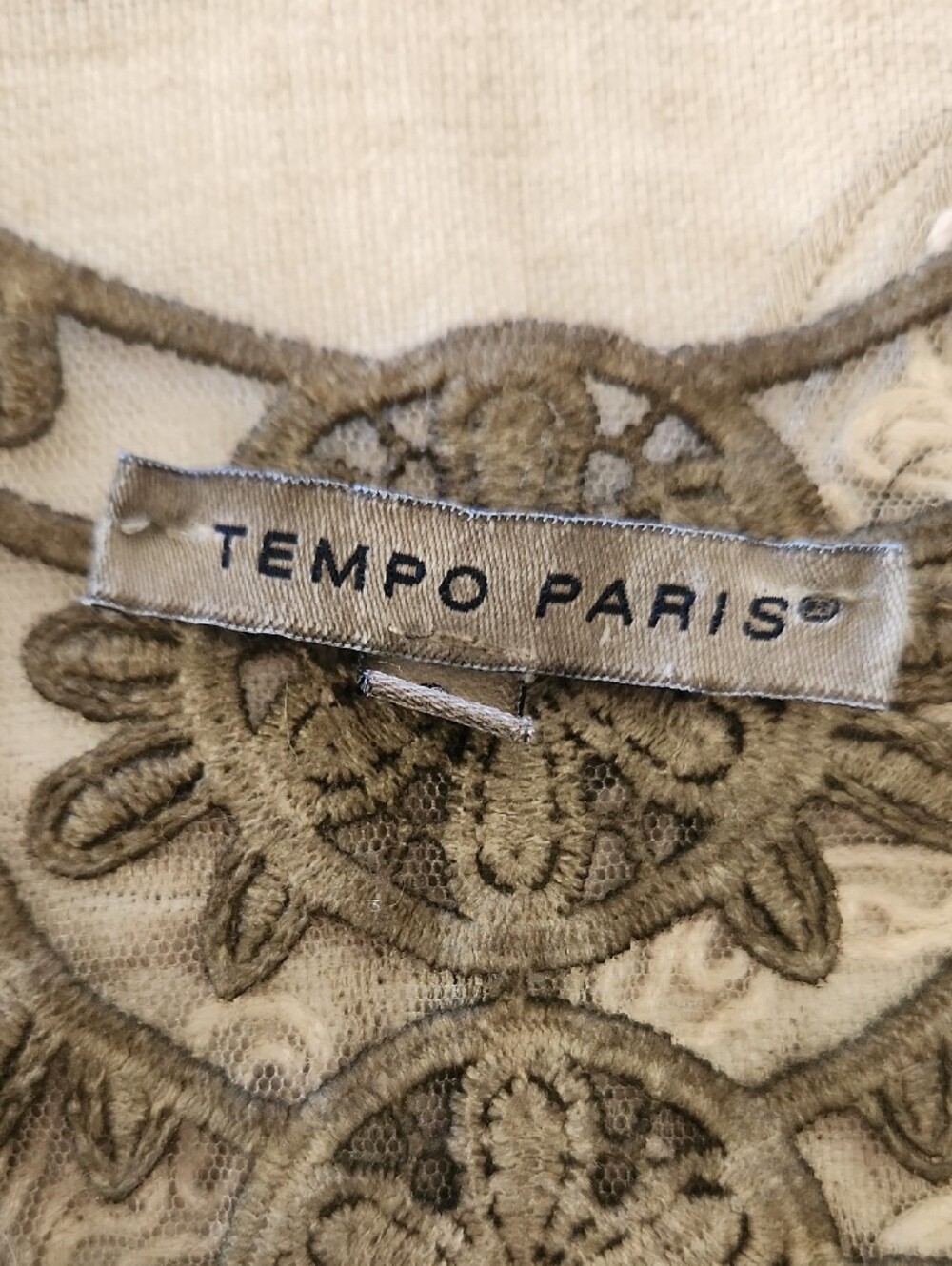 Tempo Paris Beige Open-Knit Scoop Neck Sweater with Lace Trim - Picture 2 of 5